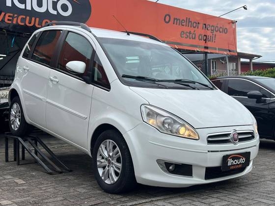 FIAT IDEA 1.4 MPI ATTRACTIVE 8V FLEX 4P MANUAL FIAT IDEA 1.4 MPI ATTRACTIVE 8V FLEX 4P MANUAL